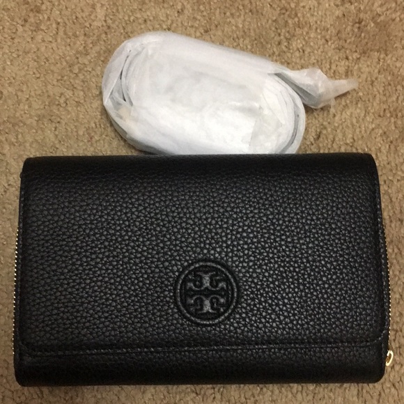 Tory Burch Handbags - “Tory Burch” 💯authentic black leather crossbody